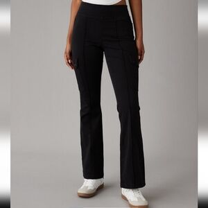 AE Pull-On High Waisted Kick Boot Cargo Pant